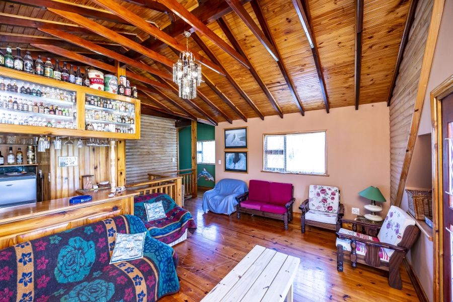 10 Bedroom Property for Sale in Cintsa East Eastern Cape
